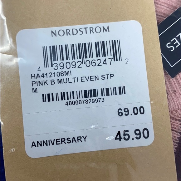 Halogen Women's Crew Neck Fitted Ribbed Sweater - Picture 7 of 8